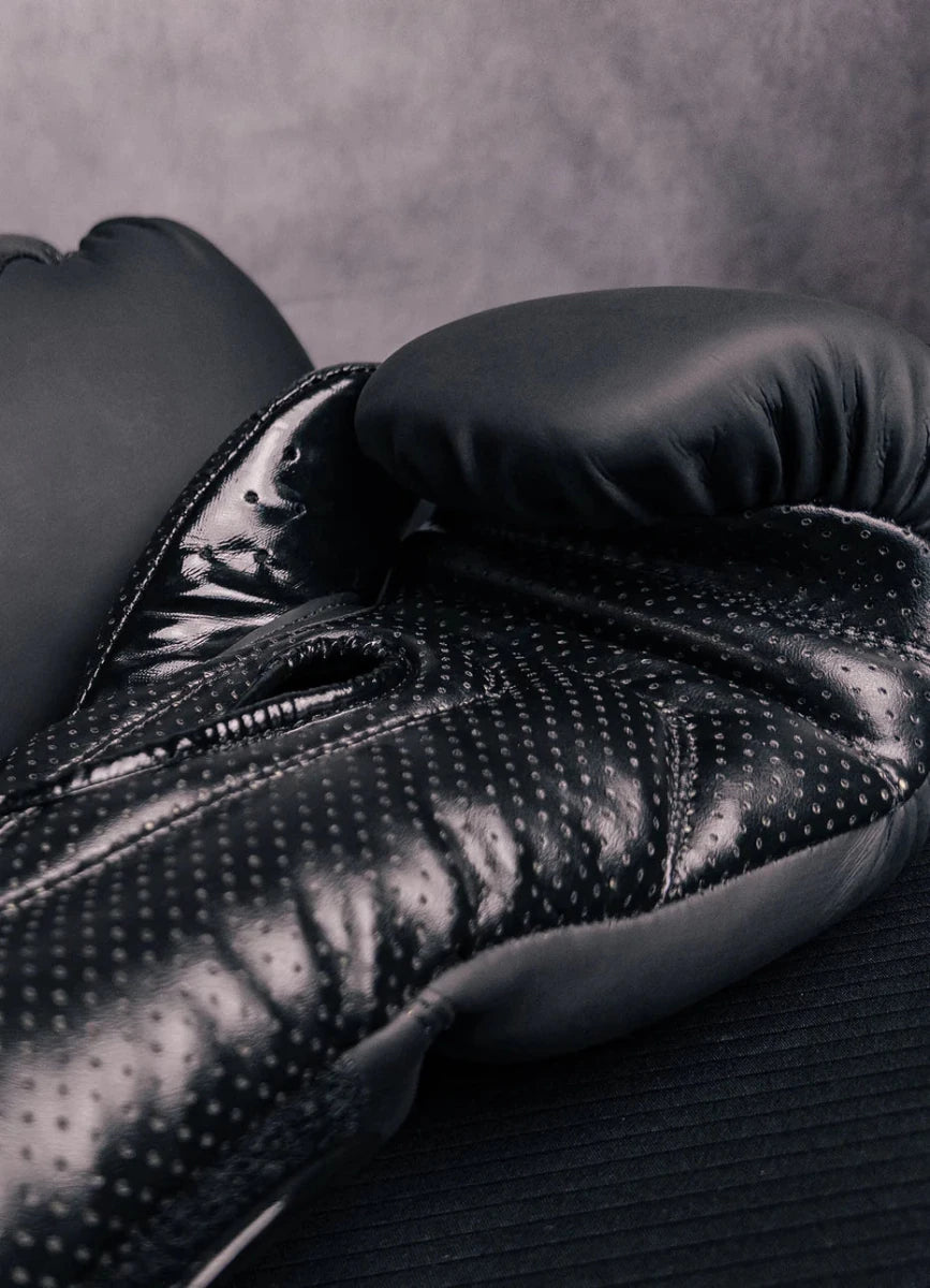Gants de Boxe "Striker" - Bar Tack - Boxing - Boxe Anglaise - Muay thaï - Kickboxing - Entraînement - Sparring - FIGHTWATCH